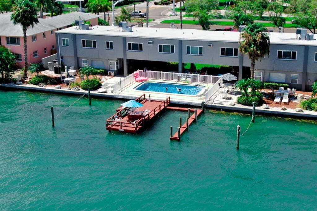 102-Tiny Treasure-Waterfront With Heated Pool St. Pete Beach Exterior foto