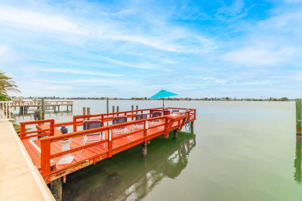 102-Tiny Treasure-Waterfront With Heated Pool St. Pete Beach Exterior foto